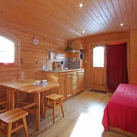 Roulotte Spacieuse Avec Terrasse, Jardin Et Jeux, Animaux Acceptes - Fr-1-497-130 Holiday home