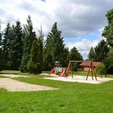 Roulotte Spacieuse Avec Terrasse, Jardin Et Jeux, Animaux Acceptes - Fr-1-497-130 *