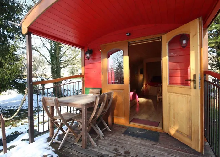 Casa de Férias Roulotte Spacieuse Au Coeur D'ecouves - Animaux Acceptes - Fr-1-497-130